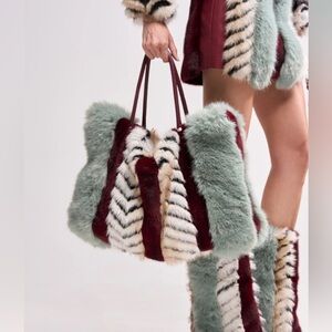 Akira HAVE IT ALL FAUX FUR TOTE Luxurious Multicolor Tote Bag Burgundy Blue
